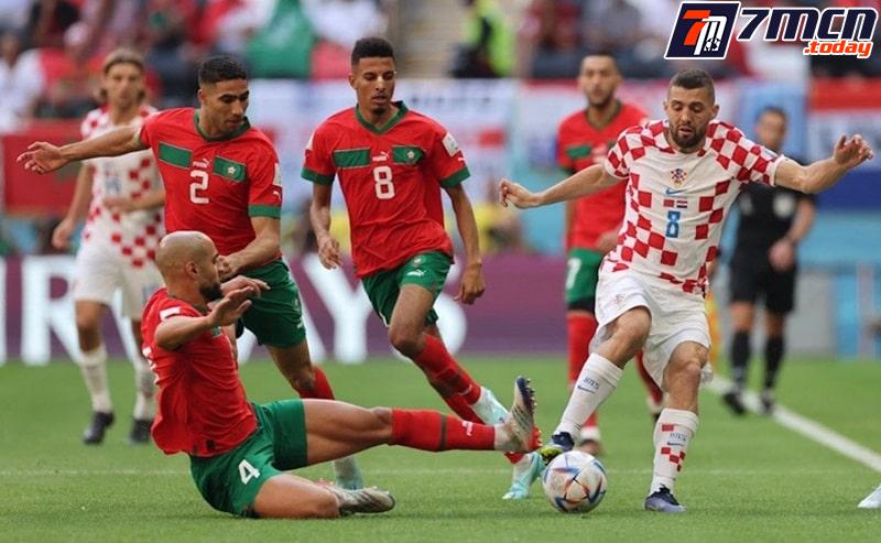 Bắt kèo thẻ phạt theo phong cách chơi bóng của cầu thủ